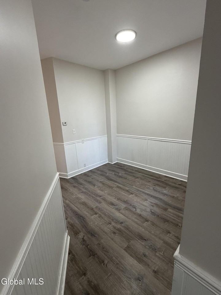 365 Madison Ave Apt 2 - Photo 5 of 12