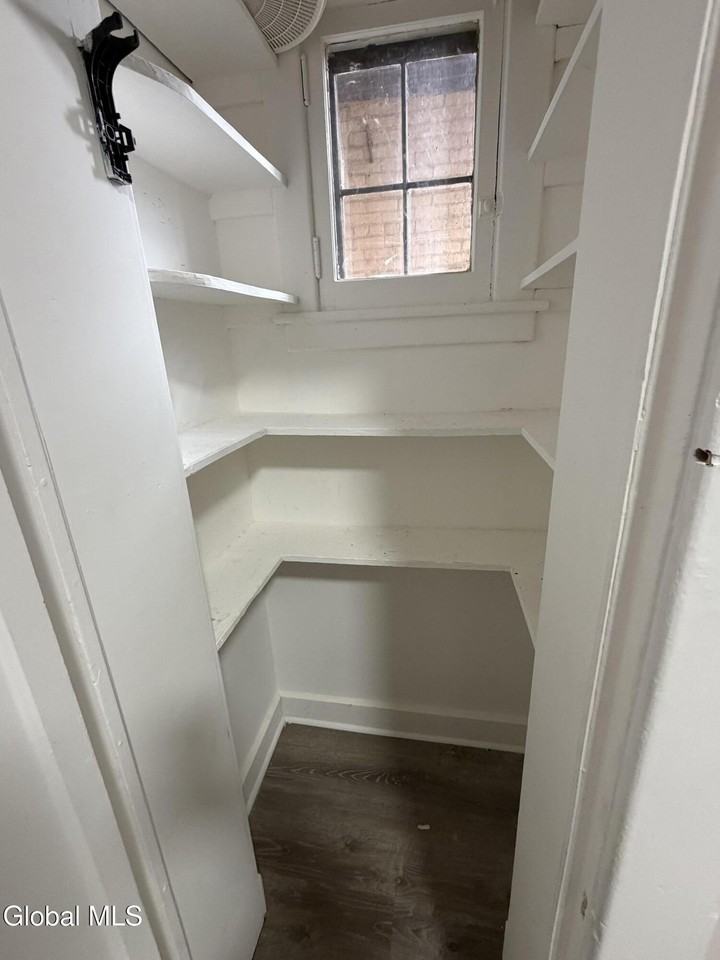 365 Madison Ave Apt 2 - Photo 6 of 12