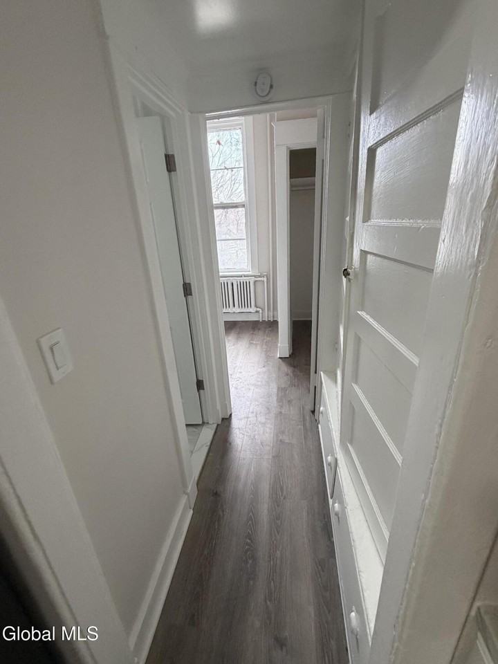 365 Madison Ave Apt 2 - Photo 7 of 12