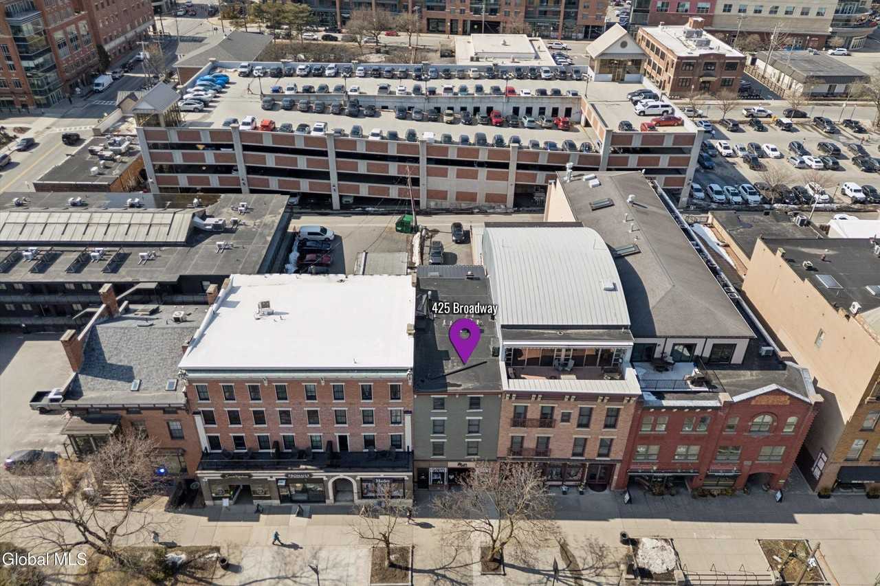 425 Broadway Apt 2 #Apt 2