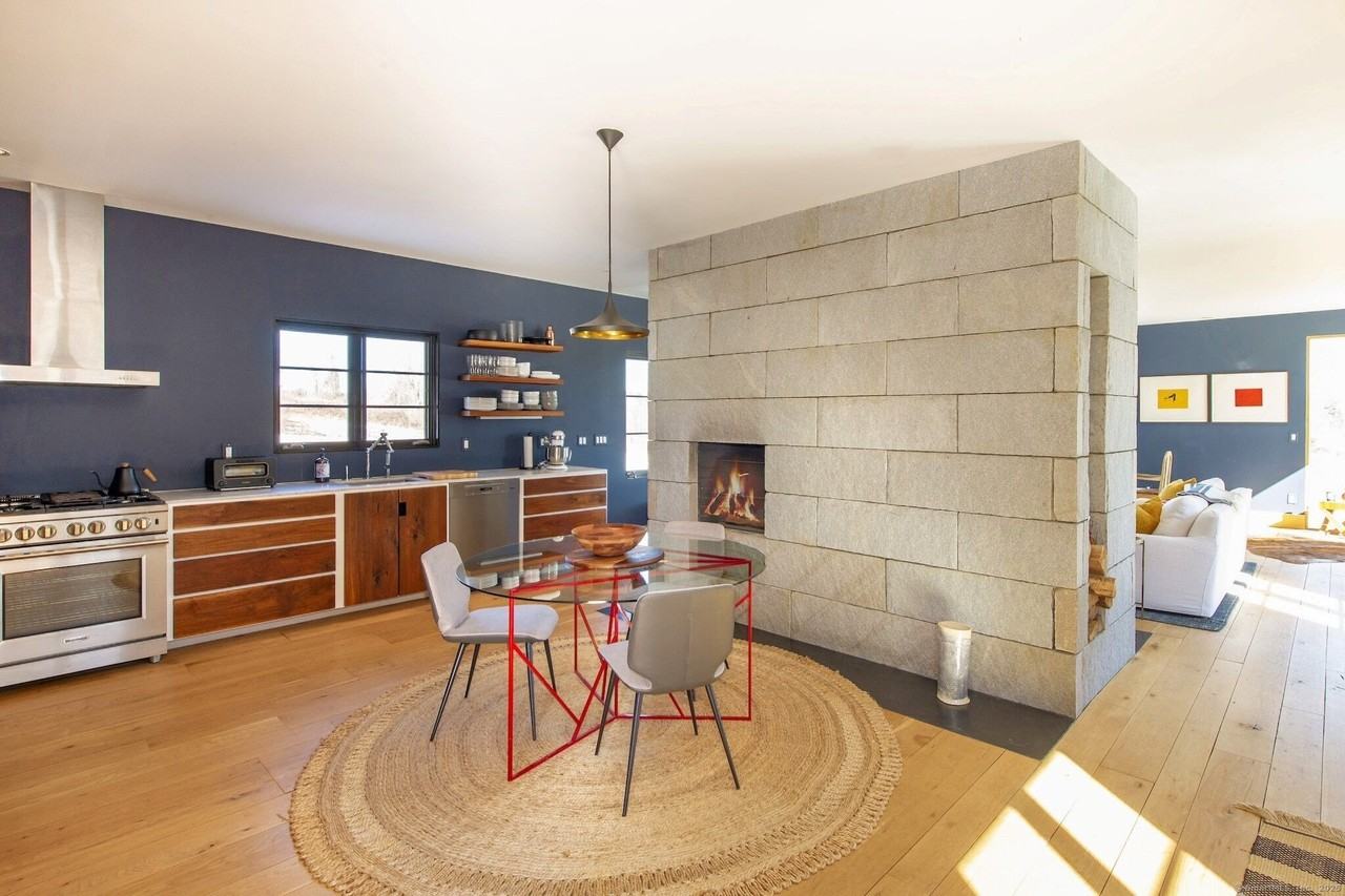 120 Lime Rock Rd - Photo 4 of 18