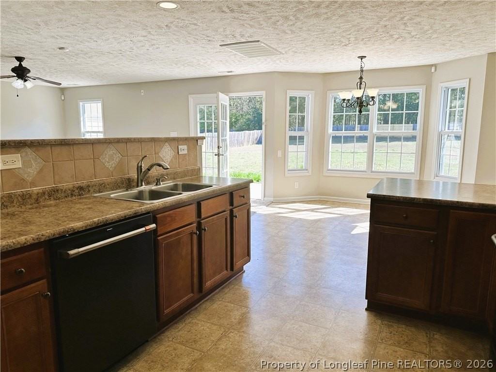 345 Belmont Dr - Photo 5 of 20