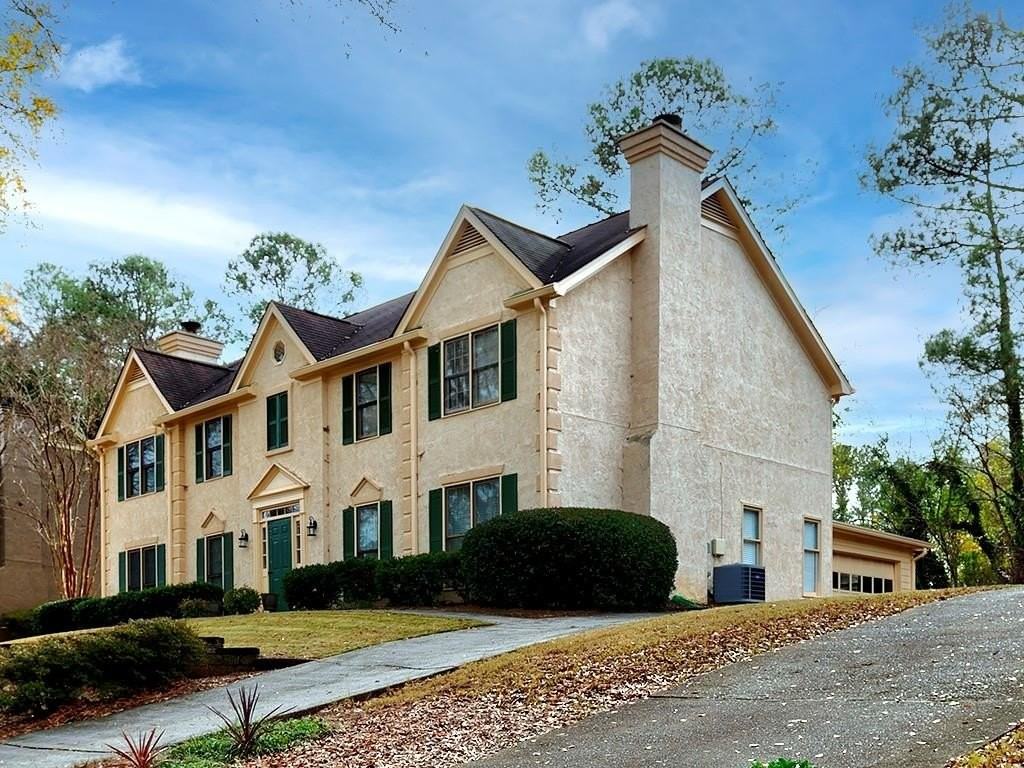 8950 Carroll Manor Dr - Photo 2 of 28