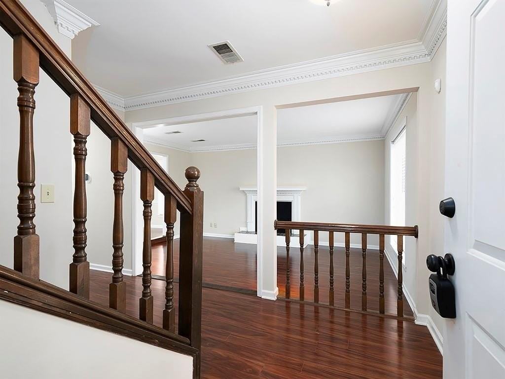 8950 Carroll Manor Dr - Photo 5 of 28