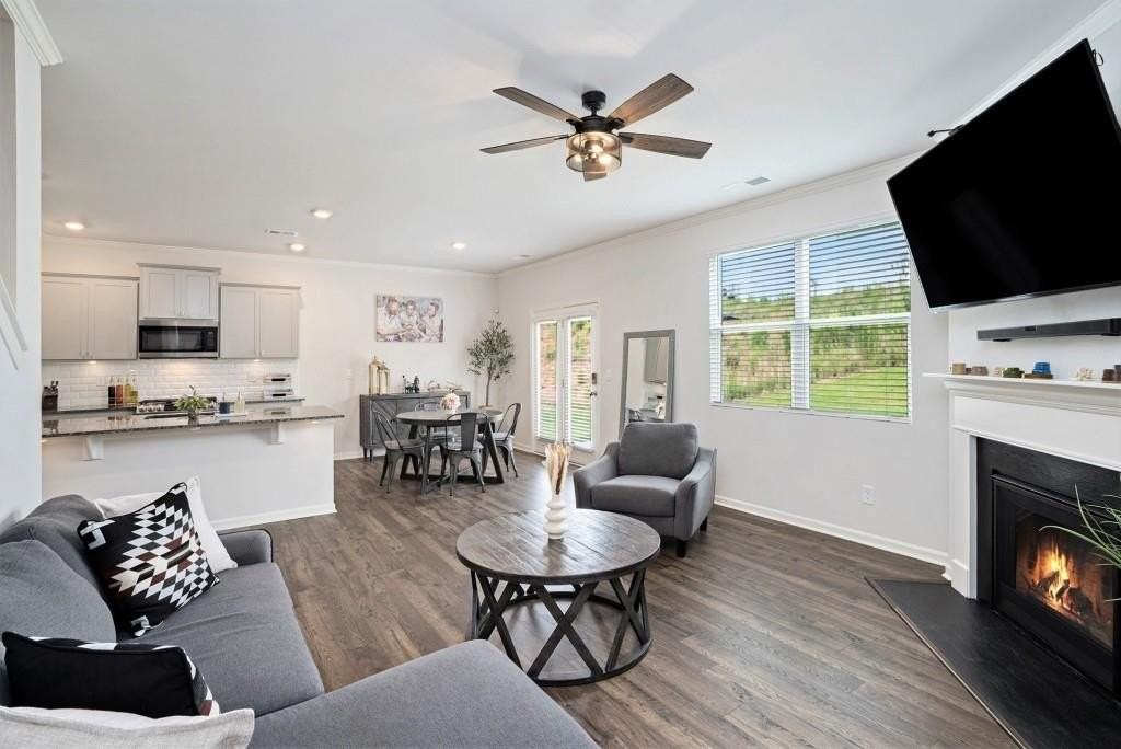 7814 Messina Ct - Photo 2 of 42