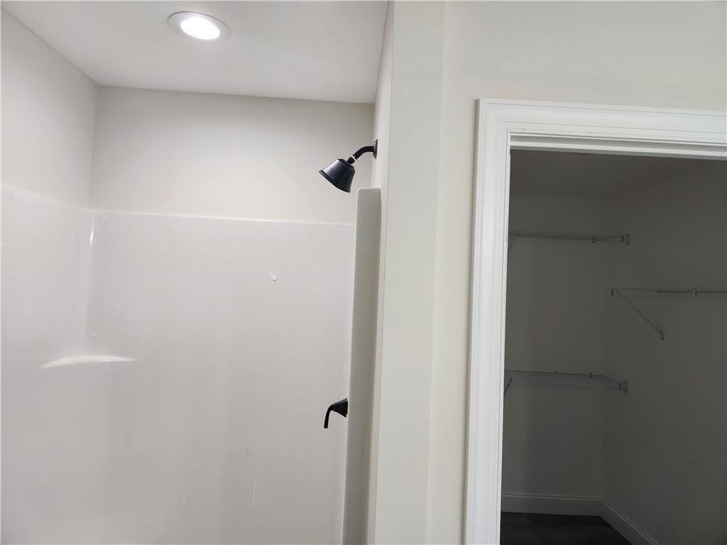 1360 Castleberry Bridge Rd - Photo 7 of 10