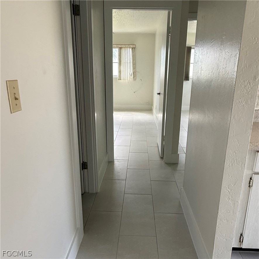 26 Hamlin Ct - Photo 5 of 12