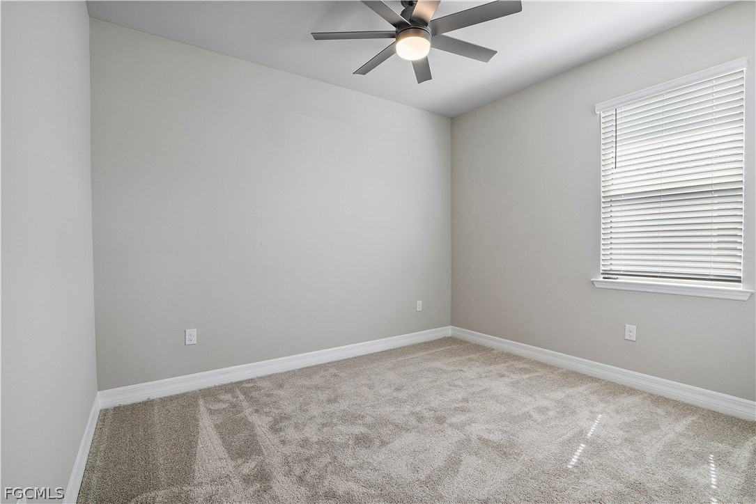 44300 Saddlewood Ct - Photo 6 of 39