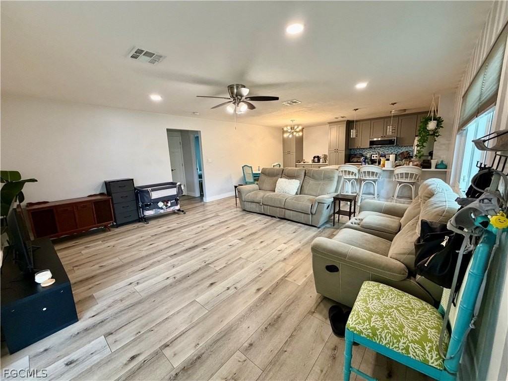 3032 Se Santa Barbara Pl Apt 1 - Photo 3 of 14