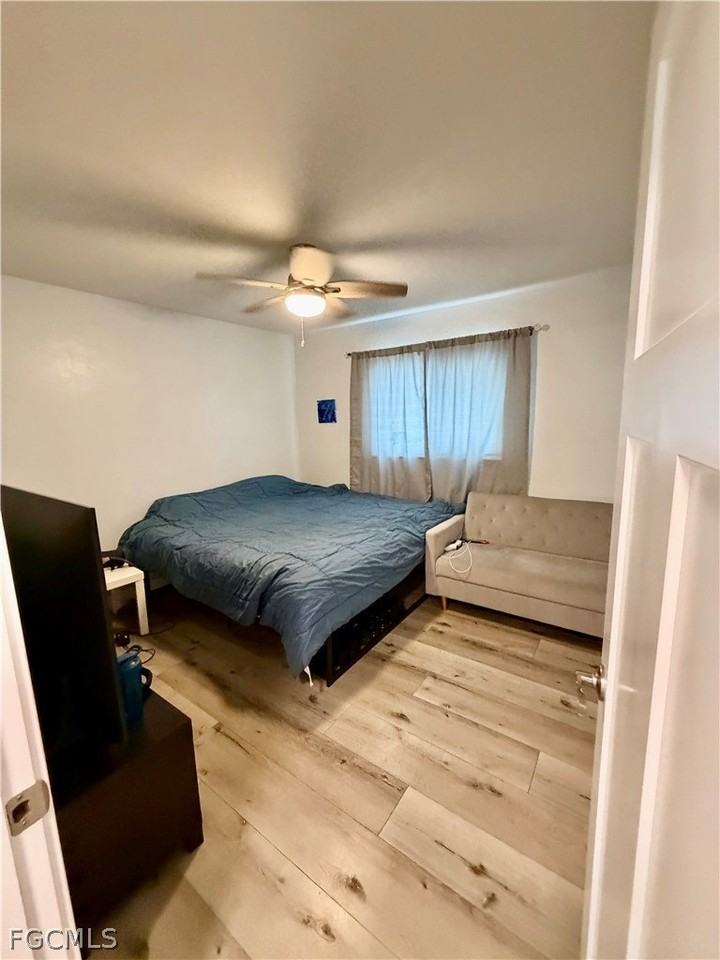 3032 Se Santa Barbara Pl Apt 1 - Photo 6 of 14