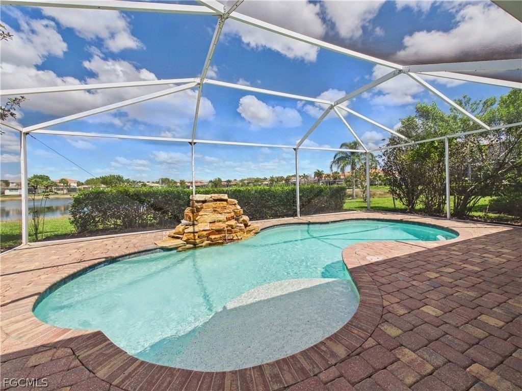 19721 Tesoro Way - Photo 2 of 39