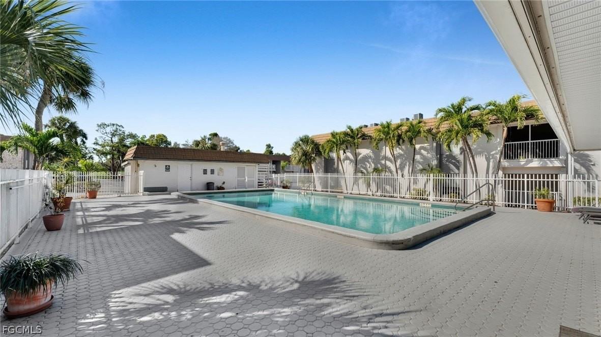 1830 Maravilla Ave #510 - Photo 5 of 21