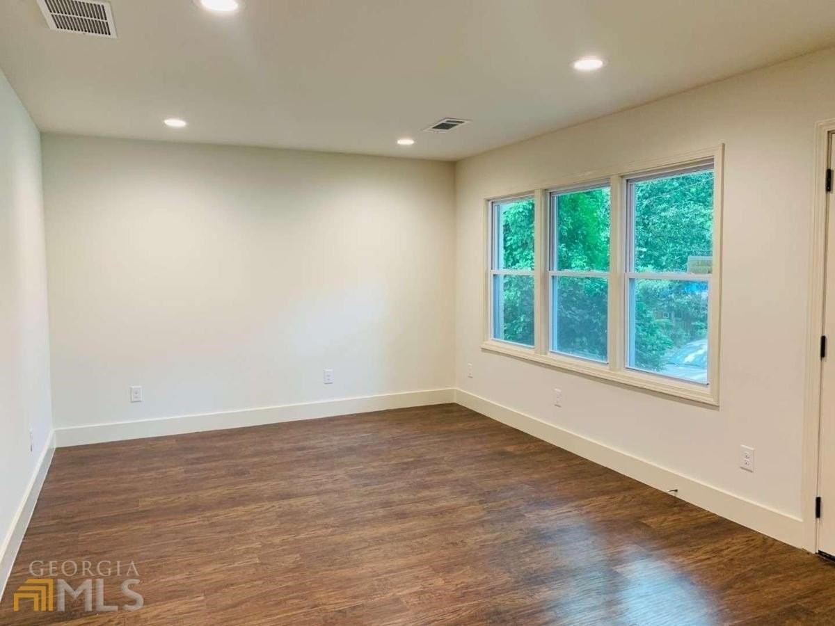 364 Brooks Ave Sw - Photo 5 of 21