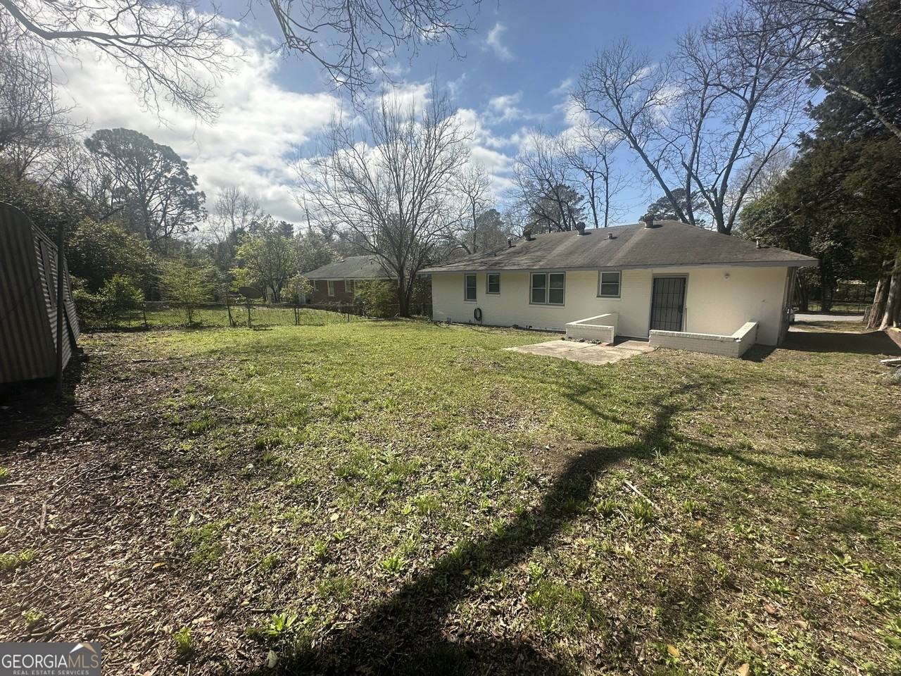 1112 N Beddingfield Dr - Photo 7 of 20