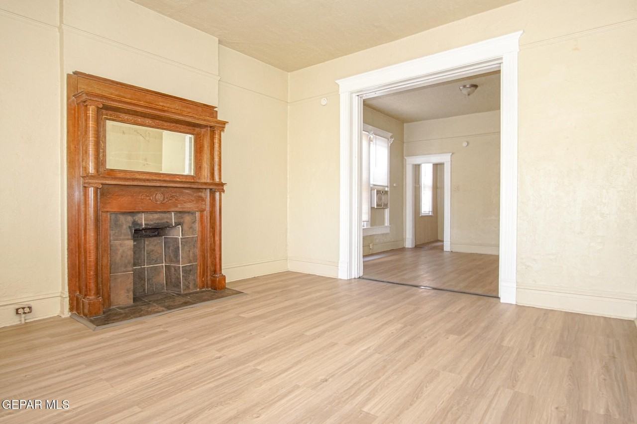 1419 Wyoming Ave - Photo 3 of 15