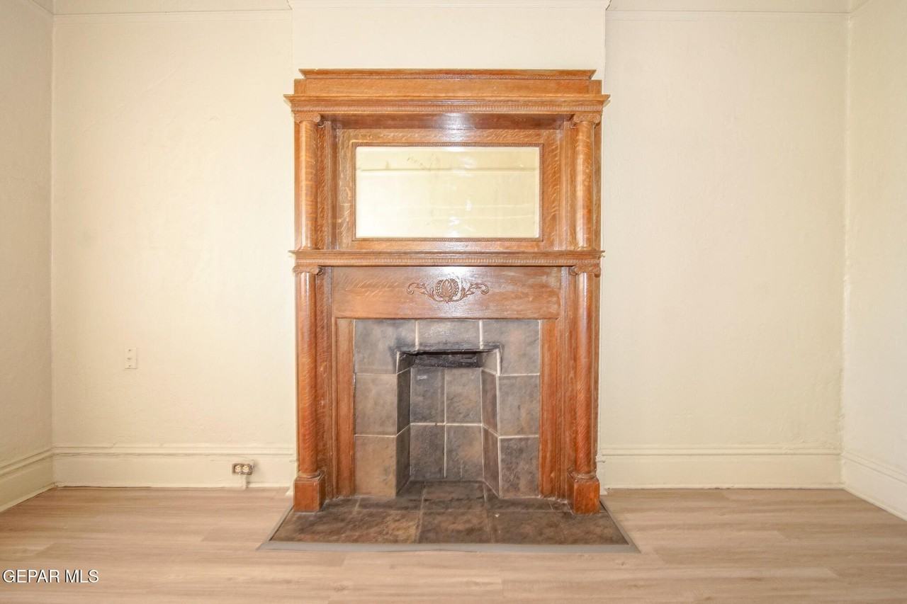 1419 Wyoming Ave - Photo 4 of 15