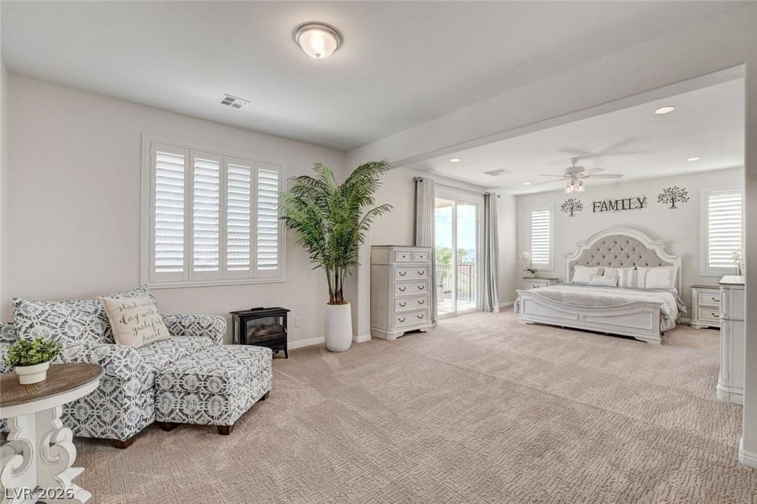 1505 Carlsbad St - Photo 7 of 50