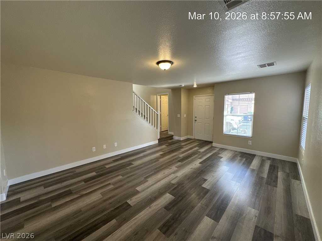 5023 Volcanic Rock Ln - Photo 6 of 34