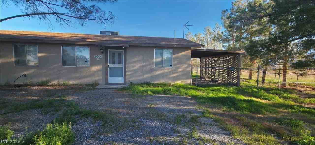 3000 E Mcgraw Rd #B - Photo 3 of 16