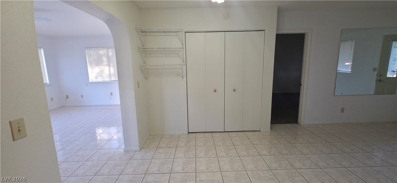 3000 E Mcgraw Rd #B - Photo 6 of 16