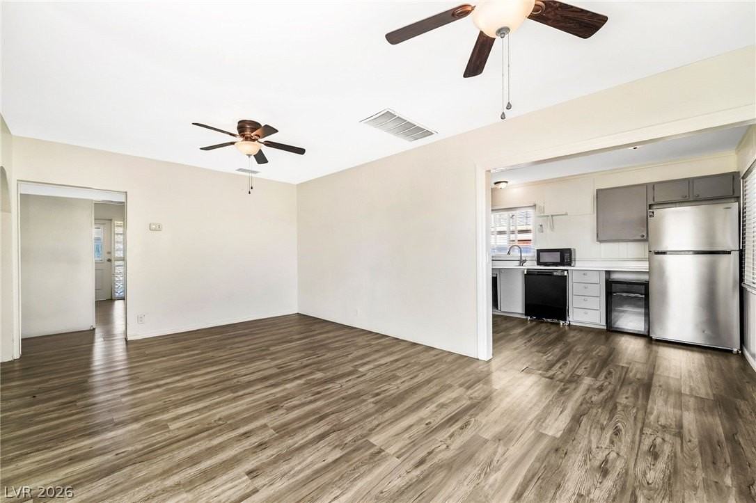 107 Joshua St - Photo 6 of 18