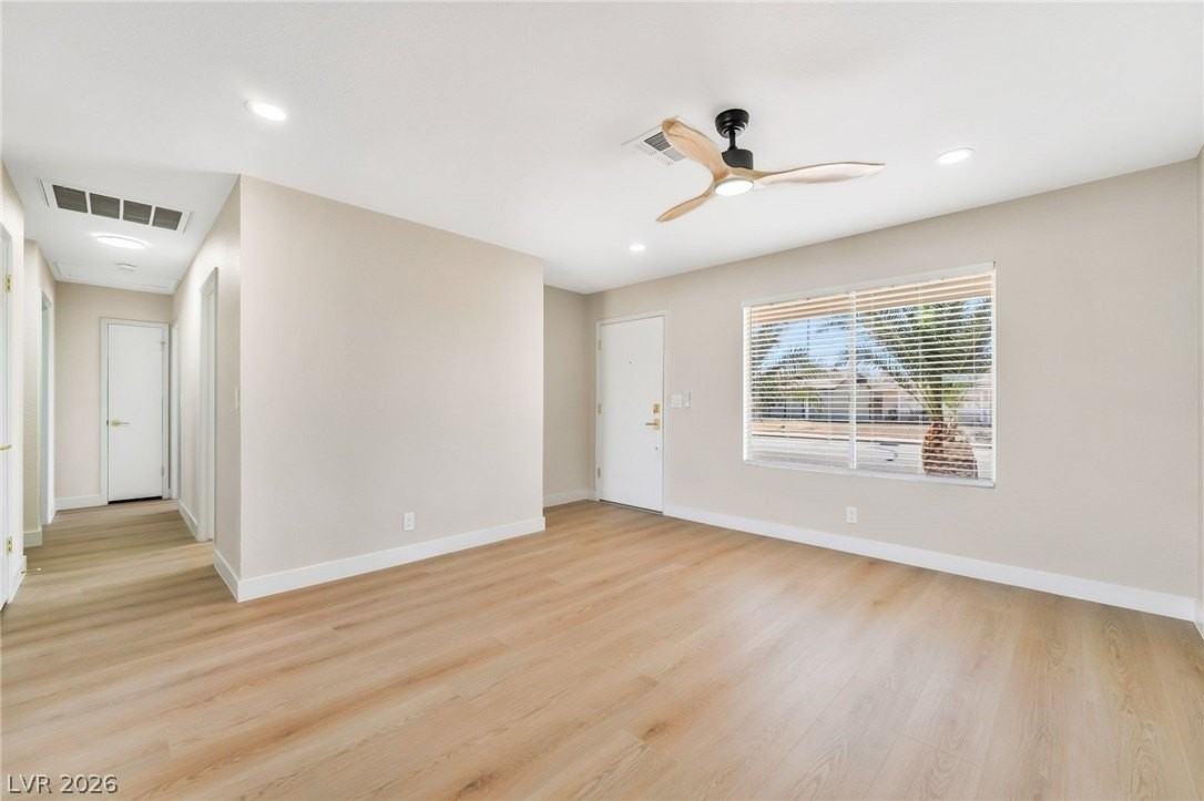 517 Longtree Ave - Photo 2 of 19