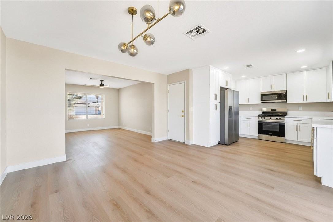 517 Longtree Ave - Photo 4 of 19