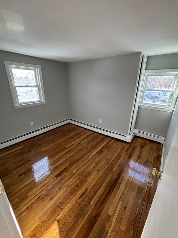 131 Main St. Plaistow NH - Photo 5 of 10