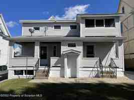 featured image of 303 W Drinker St