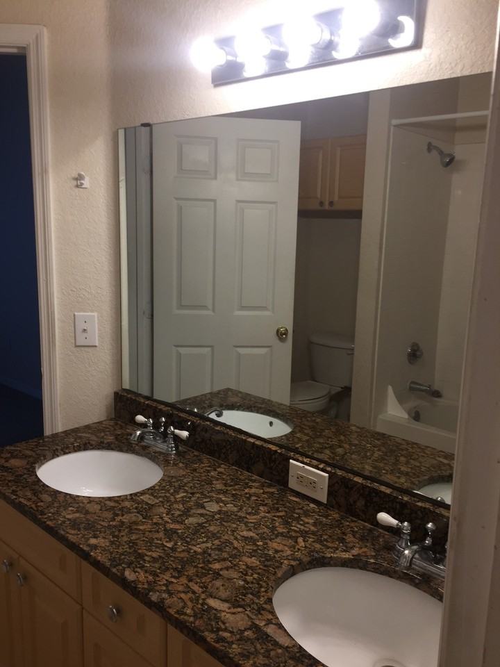 3561 Conroy Rd - Photo 2 of 9