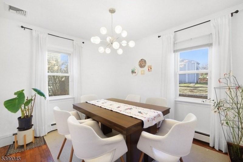 499 Diamond Spring Rd - Photo 5 of 23