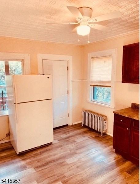 144 Lawrence St - Photo 5 of 13