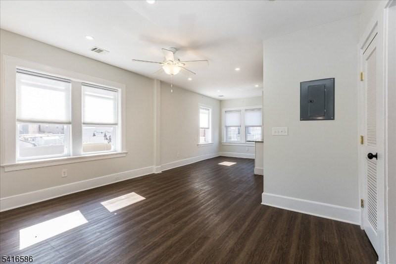 12A N Willow St - Photo 2 of 13