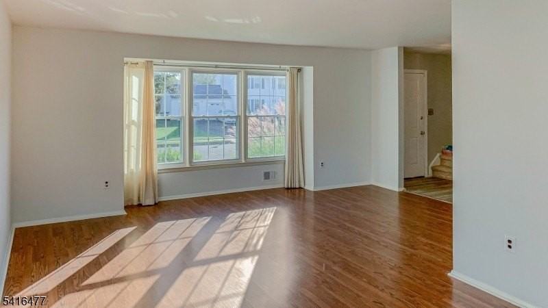 247 Fairfield Ln - Photo 4 of 17