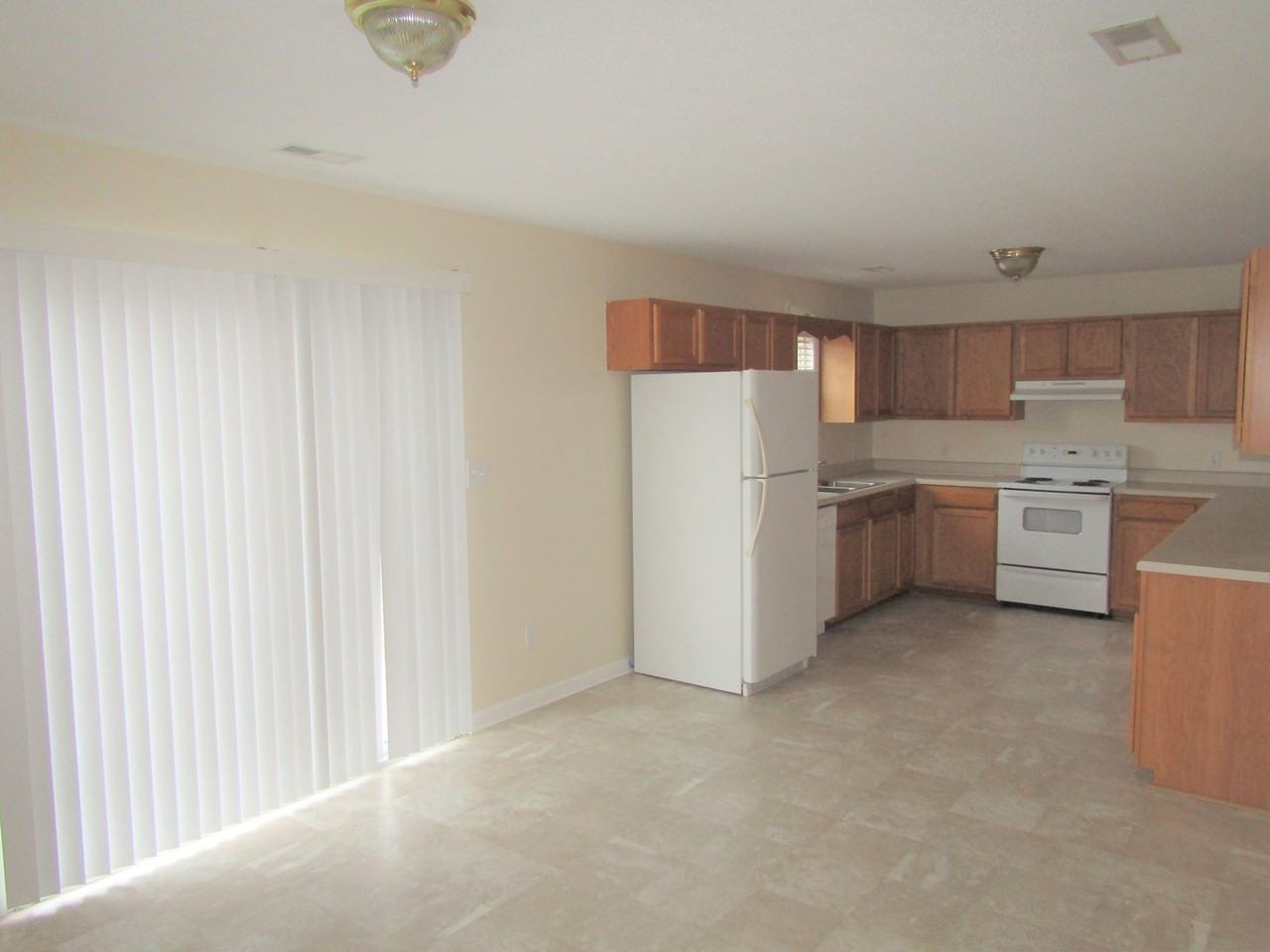 205 Stag Ct - Photo 6 of 13