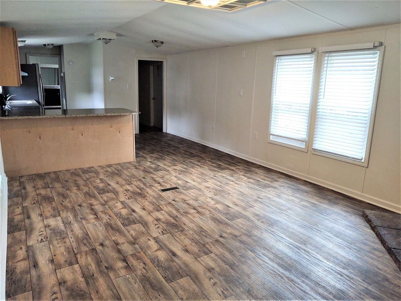 6 Elcona St - Photo 7 of 24