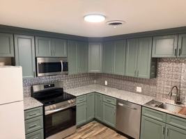 featured image of 445 445 N. Madison Avenue- B 7