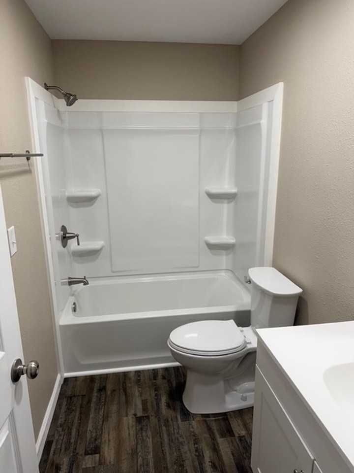 445 445 N. Madison Avenue- B 7 - Photo 7 of 11