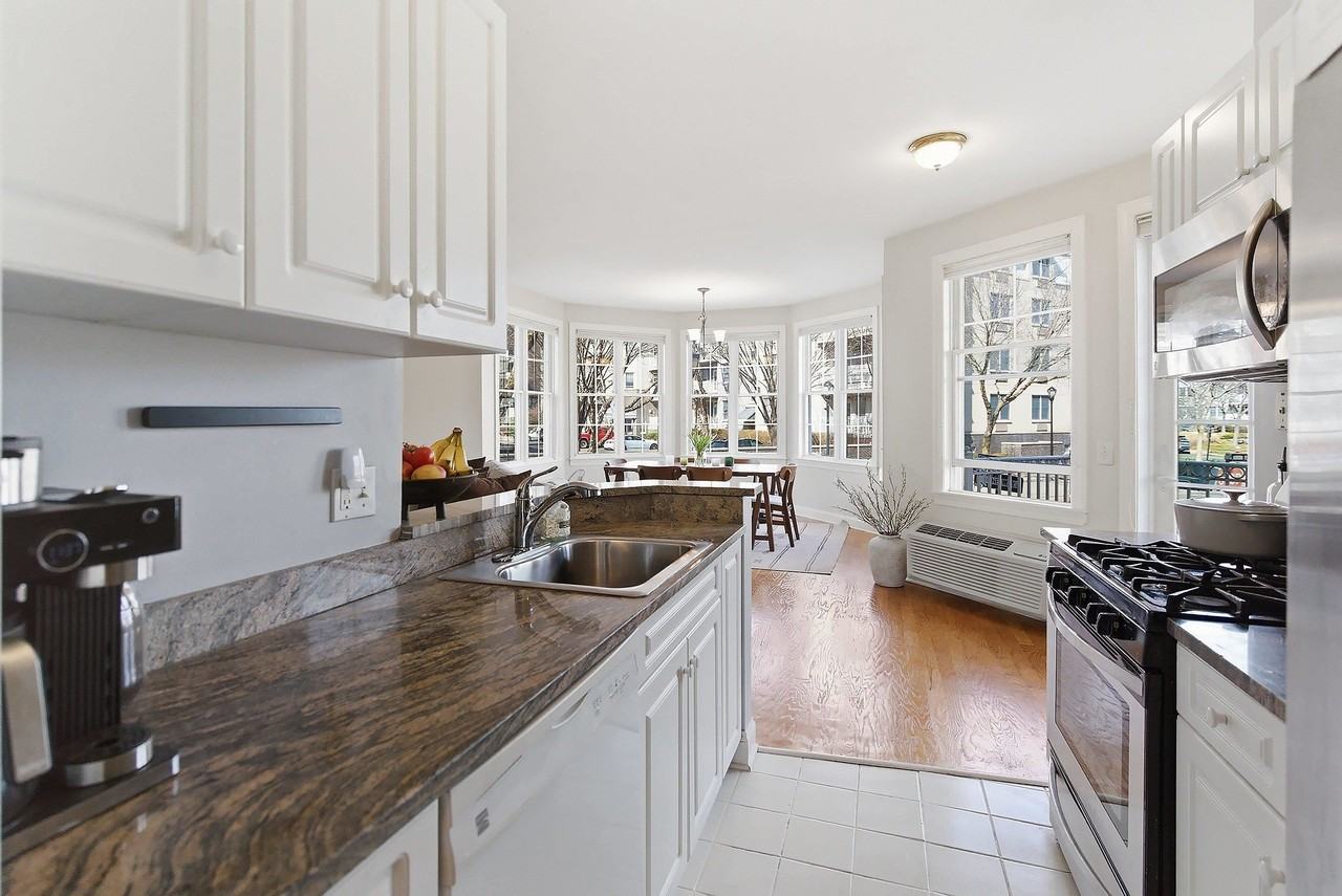 30 CONSTITUTION WAY #103 - Photo 7 of 38