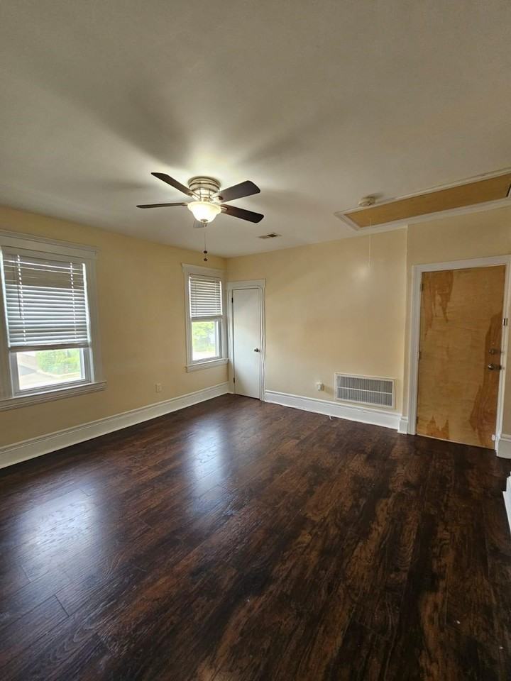 240 Copeland Ave #2 - Photo 4 of 12