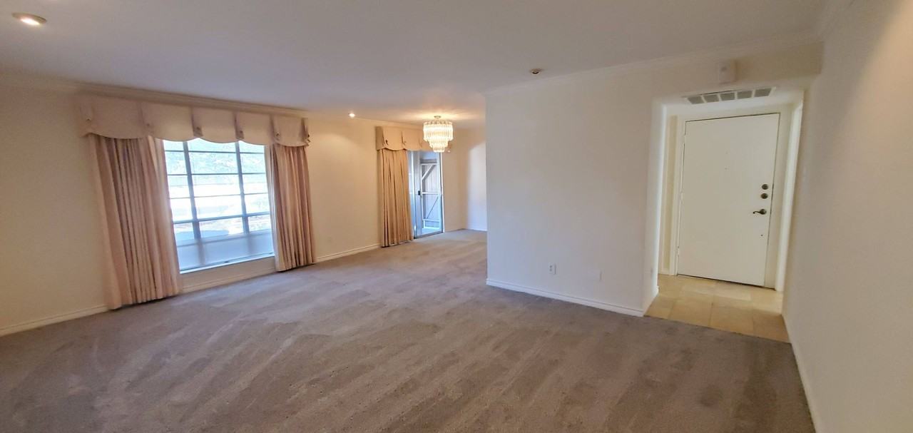 10574 High Hollows Dr #263 - Photo 3 of 19