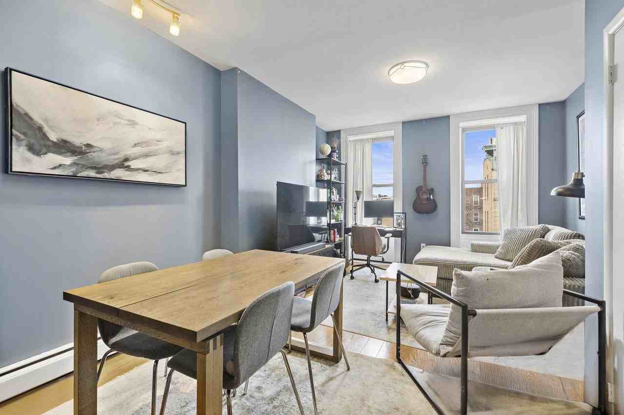 935 Park Ave #5S - Photo 2 of 14