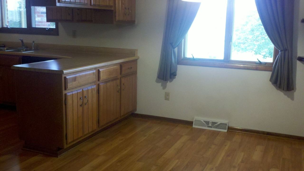 455 Hartmann Rd - Photo 5 of 6