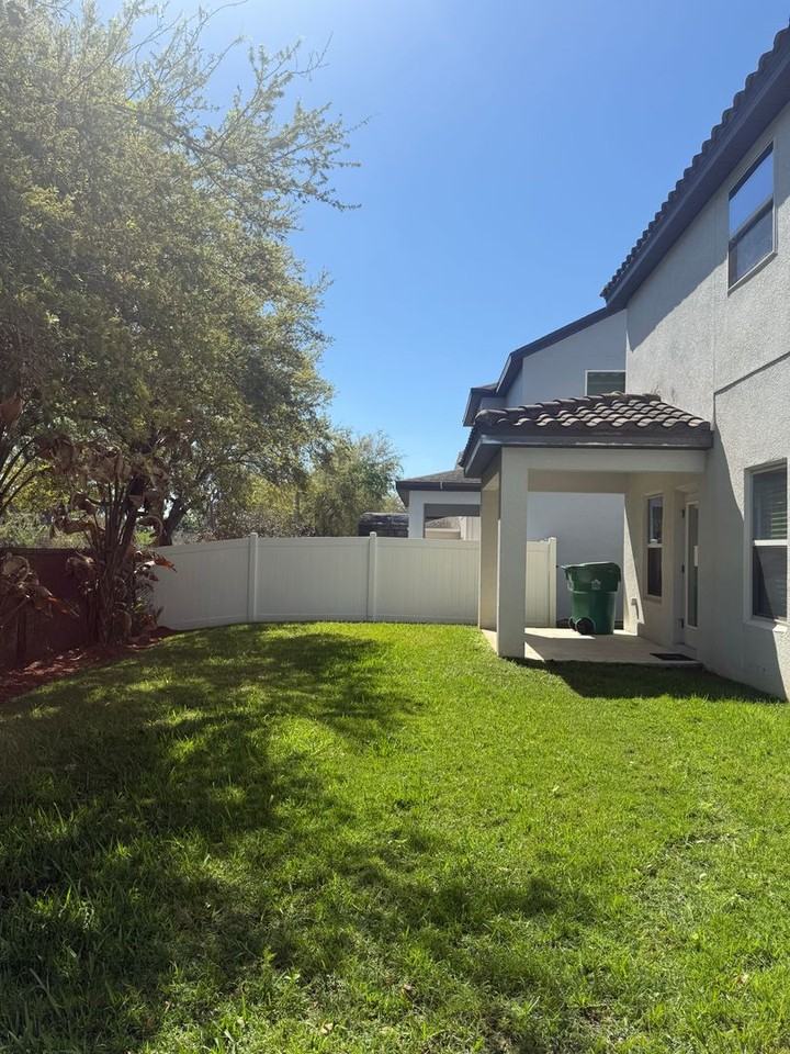 555 Marsh Reed Dr - Photo 6 of 42