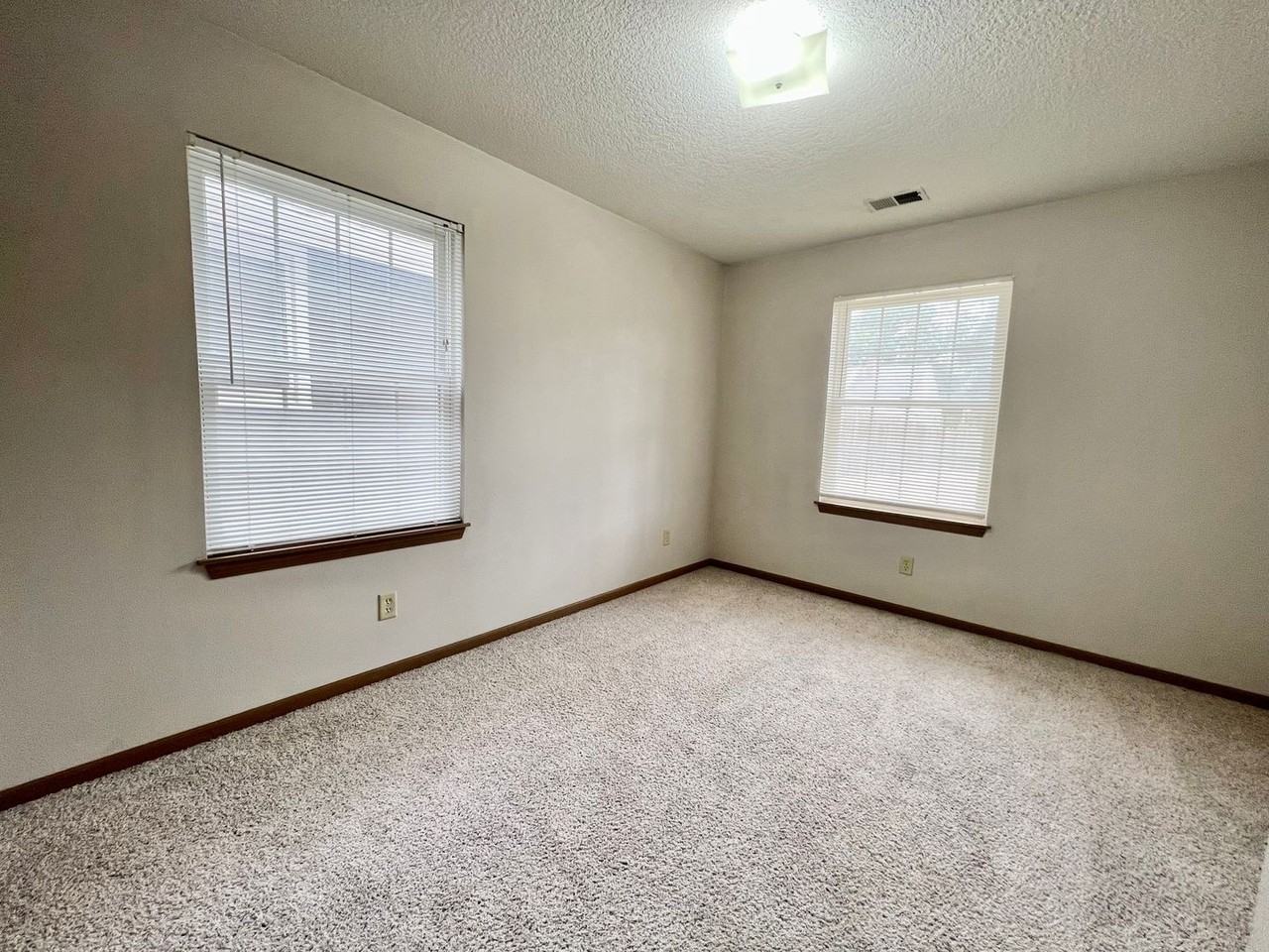 1105 Ratone St #8 - Photo 2 of 13