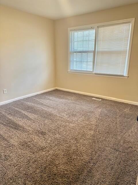 2730 Lakewood Dr - Photo 7 of 11