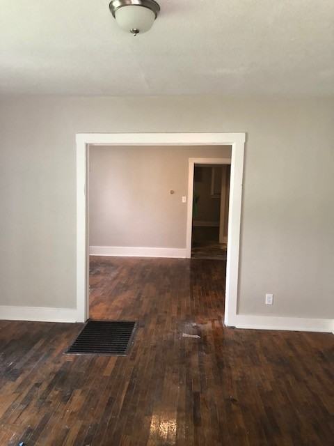 209 Old Mill Rd - Photo 4 of 10