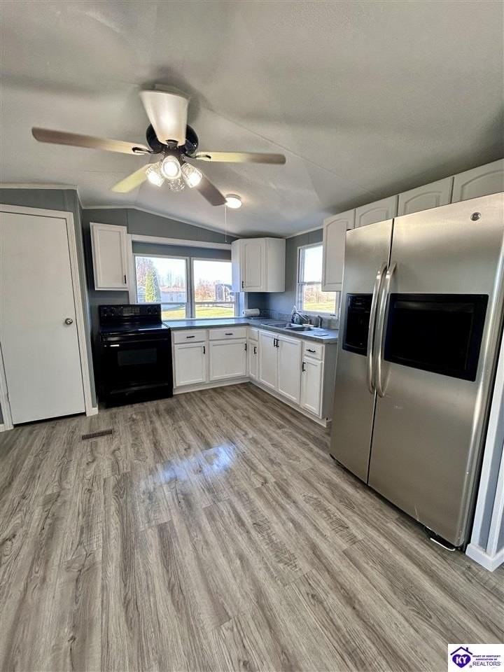 55 Rhonda Ct - Photo 3 of 20