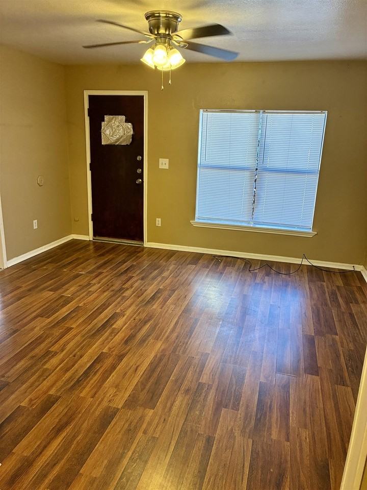 800 S Vandeveer St - Photo 4 of 27