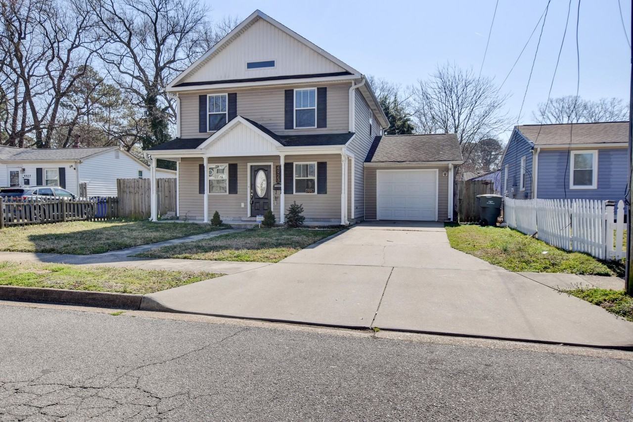 4923 Krick St - Photo 2 of 50